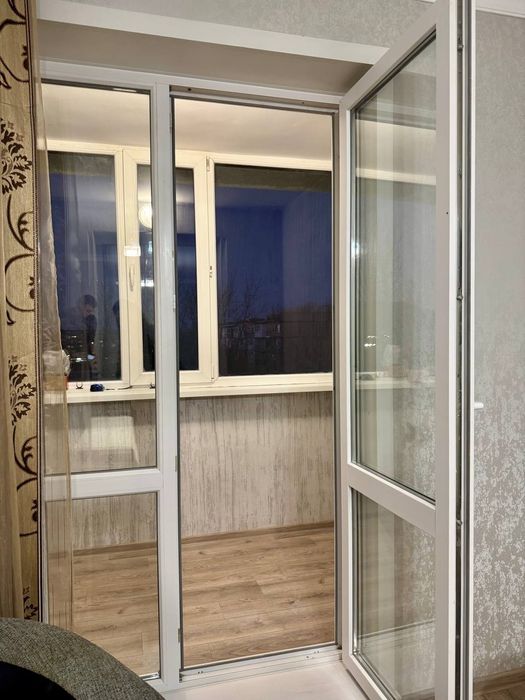 Продам двух комнатную квартиру