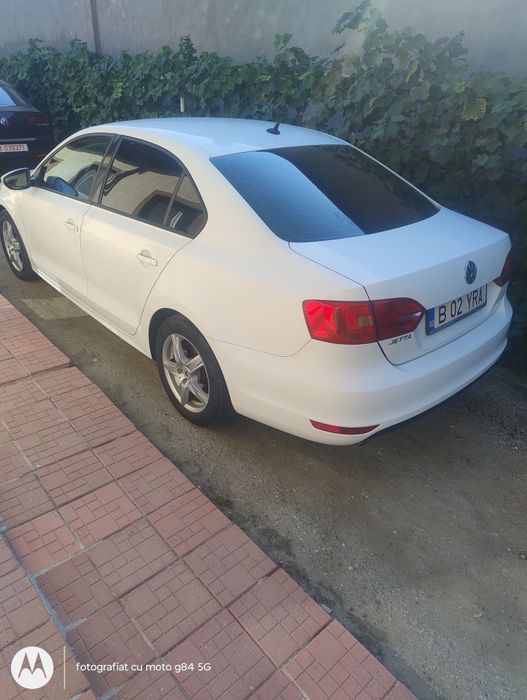 VOLKSWAGEN Jetta 2011 — imagine 2