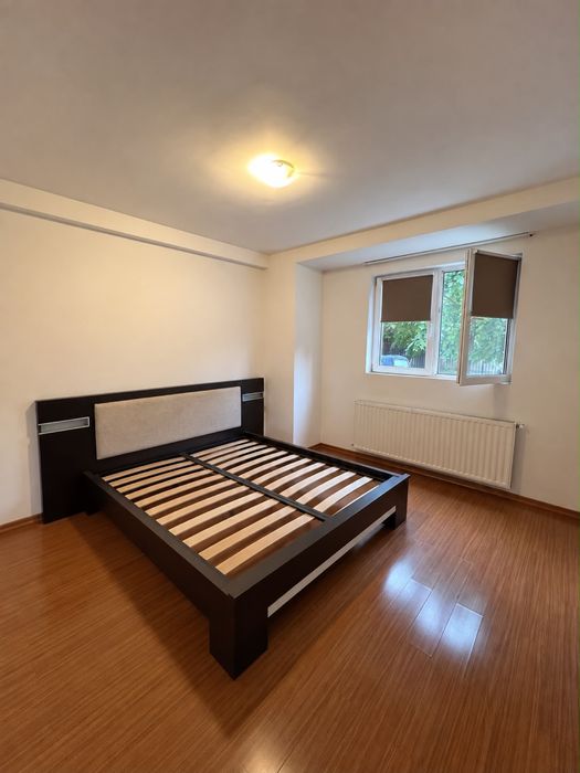 Apartament decomandat, dressing + balcon + loc parcare