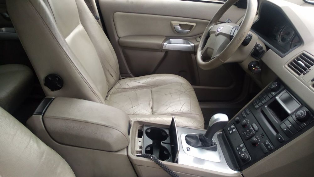 Volvo XC90 на части