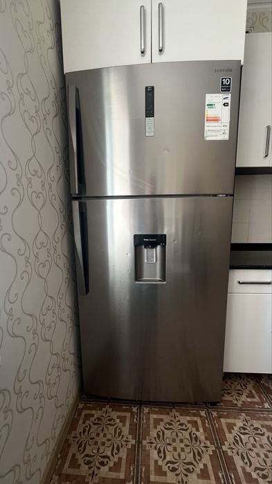Холодильник Samsung RT5982ATBSL