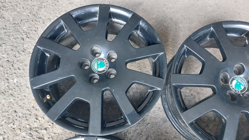 Оригинални джанти 5х100 за Шкода 16 цола