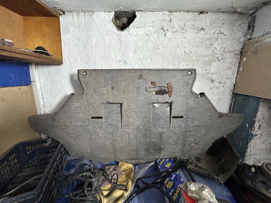 Запчасти на ауди 80 б3