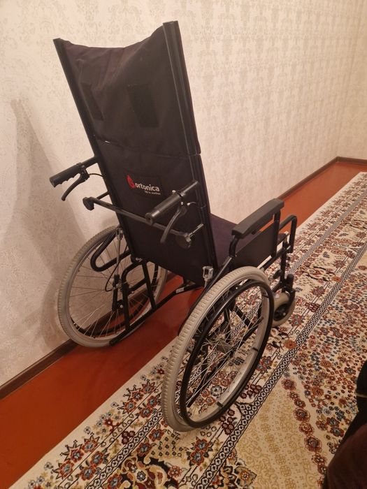 Коляска 75000тг.