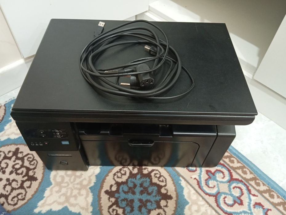 Продам мультифункциональный принтер HP LaserJet Pro M1132
