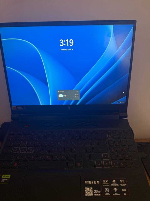 Геймърски Лаптоп Acer Nitro V 16 AI (ANV16-42)
