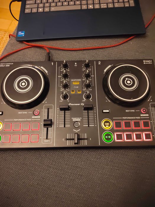 PACHET | BUNDLE Controller MIDI Smart Pioneer DDJ-200 cu Bluetooth + Akai LPK25 + APC Key25
