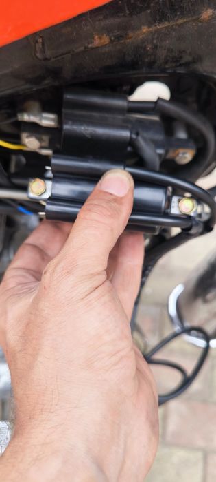 Honda CB GL si alte modele Bobina inductie  2 pipe X2. Buc
