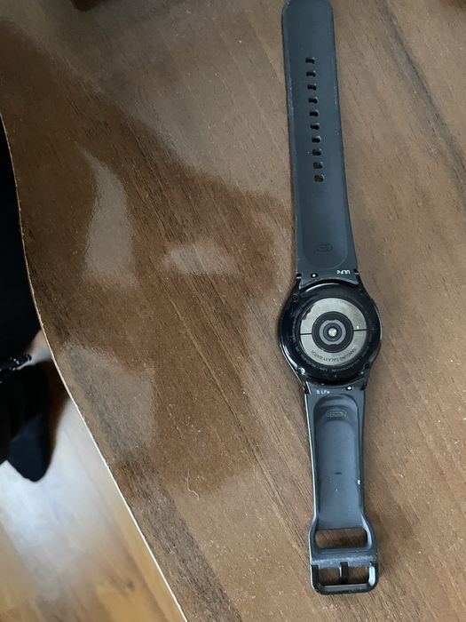 Galaxy Watch 4  модель