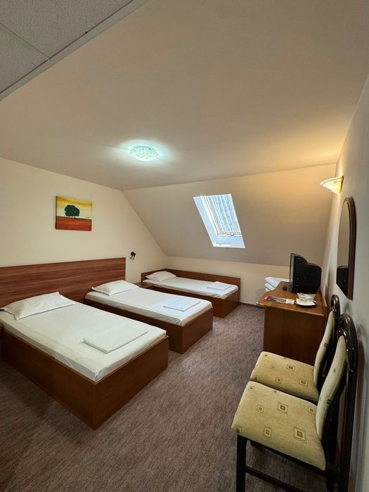Cazare ECHIPE Muncitori / Industriale / Business - hotel, parcare.
