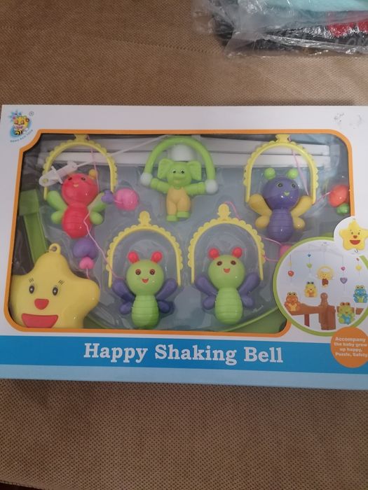 Музикална въртележка за легло