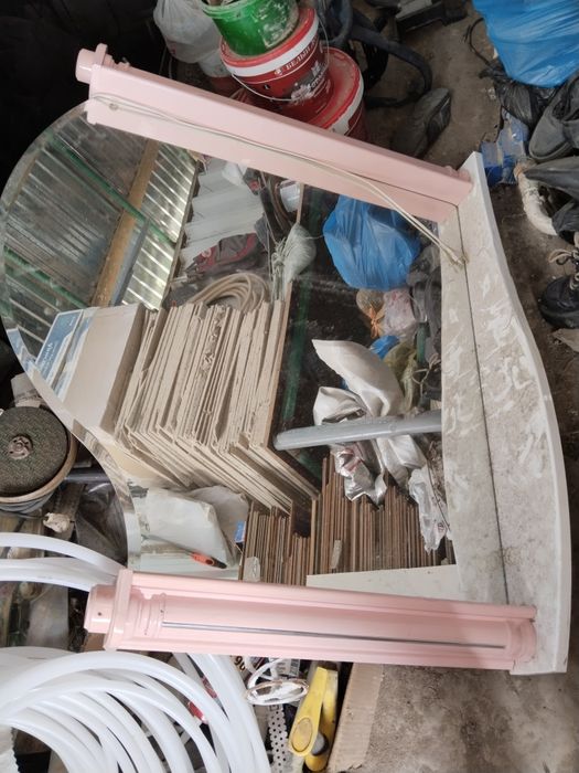 Раковина с полкой