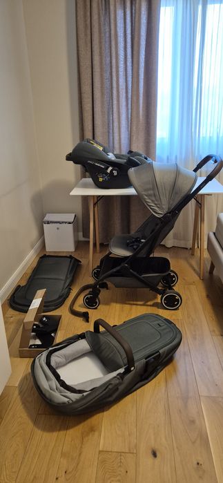 Set complet, cărucior bebeluș, landou, scoică auto Joolz