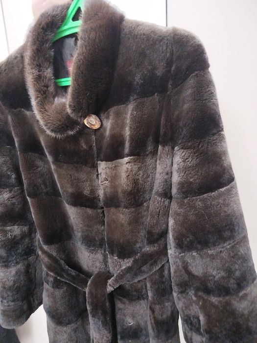 Продам шубу из мутона