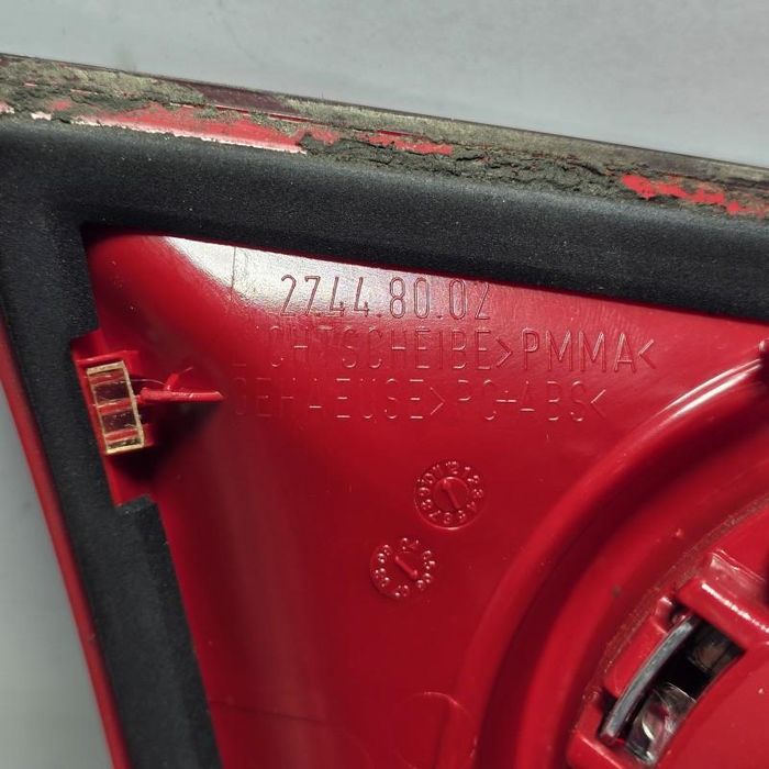 Stop haion / portbagaj dreapta Volkswagen Passat B6 3C