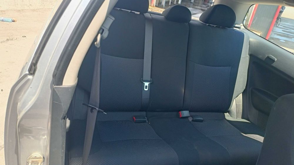 Honda Civic 2005 1.6 VTEC 2врати