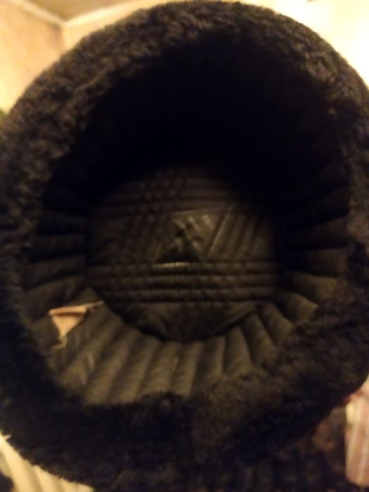 Продам шапку теплая