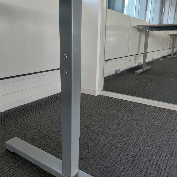 Birou reglabil pe înălțime, blat diverse dimensiuni