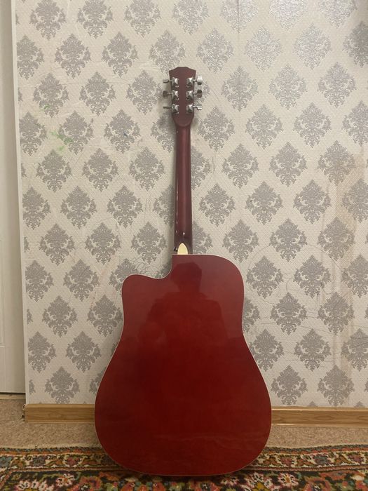 Гитара Yamaha срочно продаю