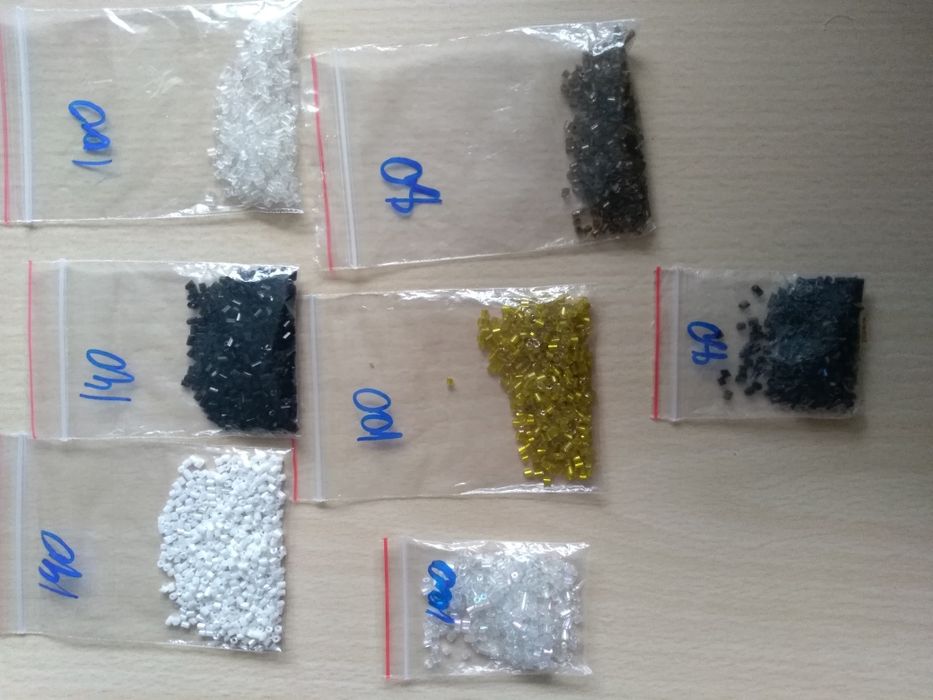 Продам бисер и для бисера.