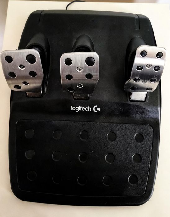 Volan Logitech G920 cu pedale (Xbox / PC) - Stare impecabilă + Garanție 1.5 ani