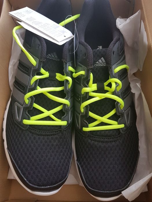 Adidasi barbati marca Adidas