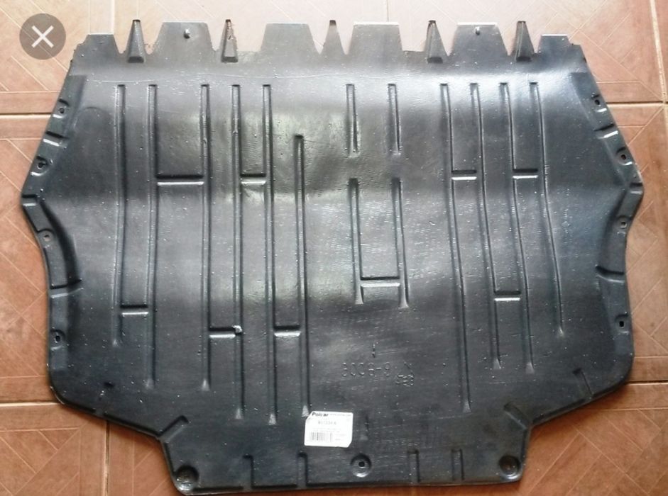 Scut protectie Touran/Golf 5/Jetta/Octavia 2/Eos