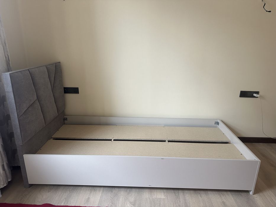 Кровать для спальный