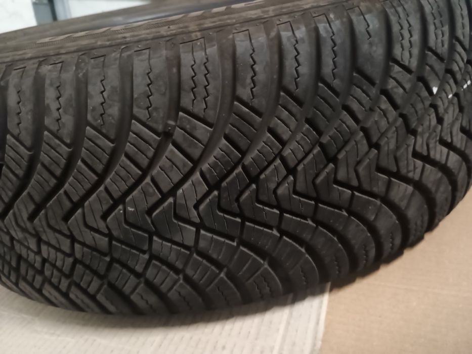 Anvelopa AllSeason Laufenn G Fit 4S LH71 XL 94V 205/55/R16 (Dot 2823)