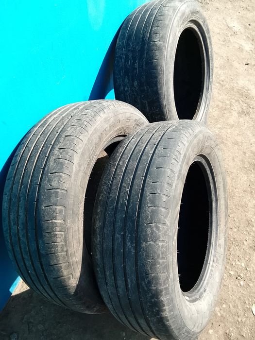 Продам покрышки в количестве 3 штук