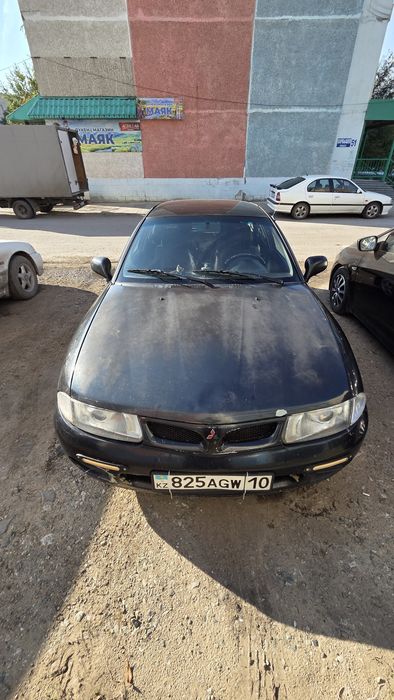 Mitsubishi carisma 1998