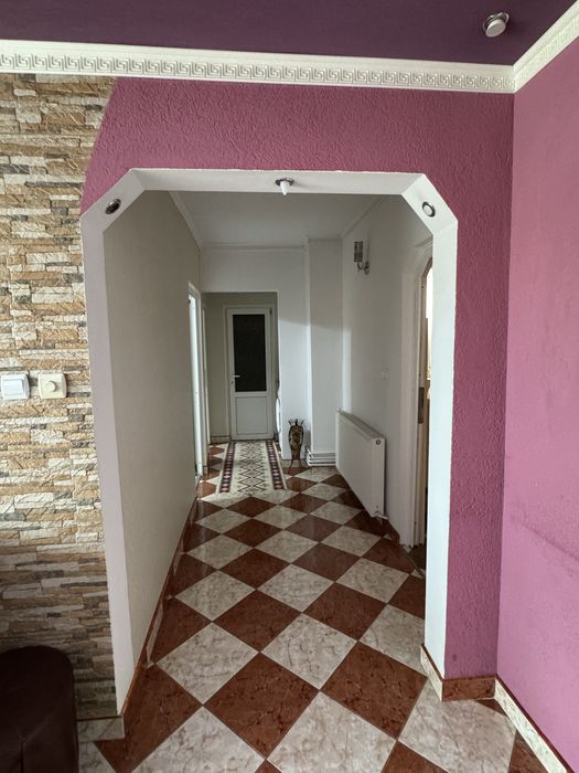 De vanzare apartament 3 camere zona centrala big