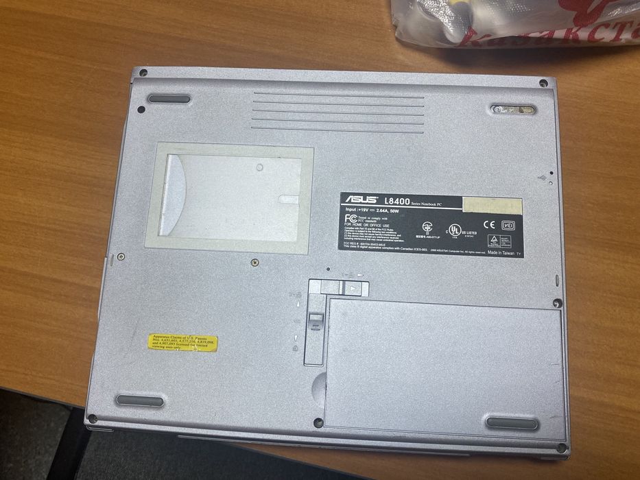 Ноутбук asus на запчасти