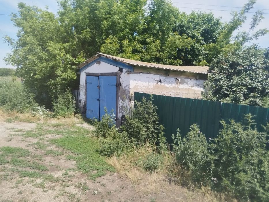 Продоется дом  ,кирпичныи  сЗаречное