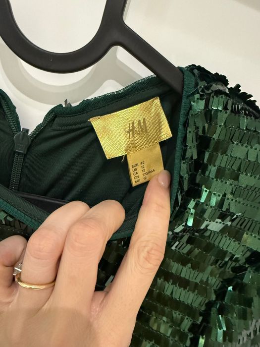 Рокля H&M от специална празнична колекция