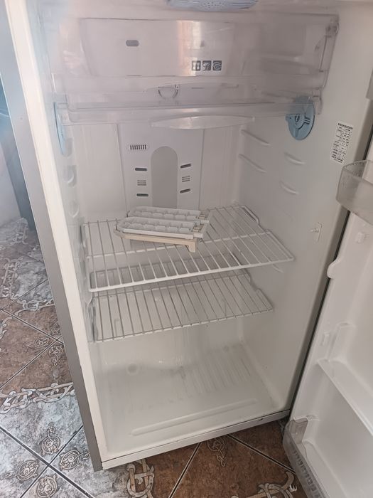 Продам холодильник Samsung