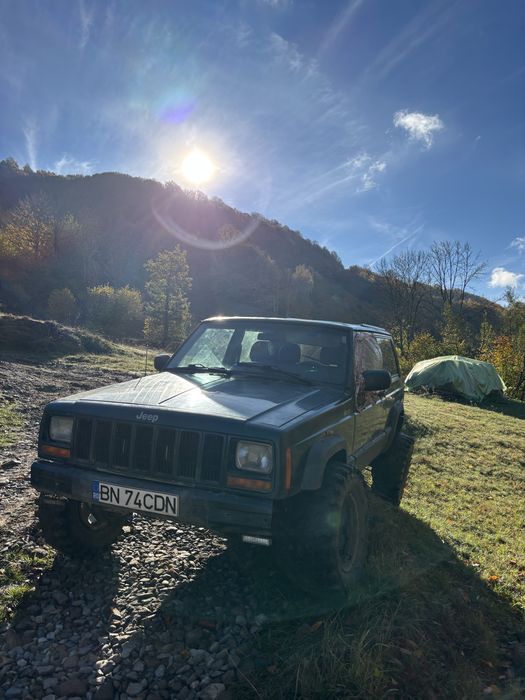 JEEP Cherokee 2000 — imagine 4