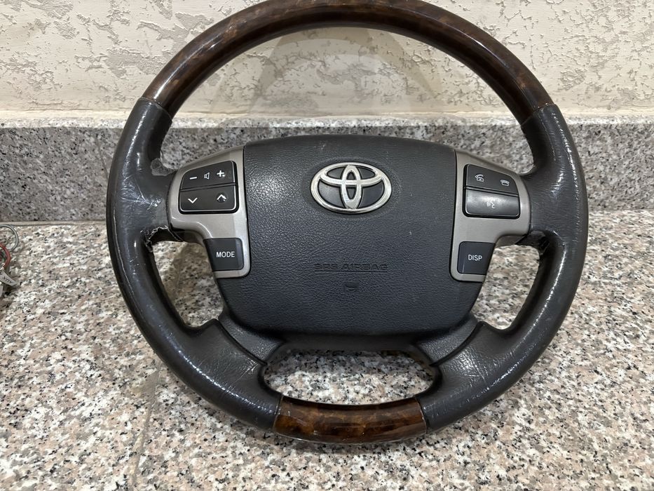 Запчасти от Ланд Крузер 200