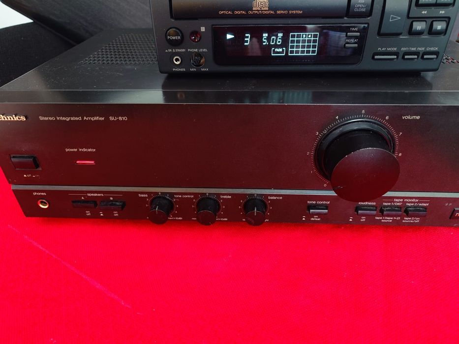 Amplificator Technics SU 810