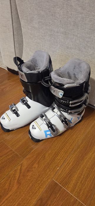 Vand Clapari Roxy  24.5