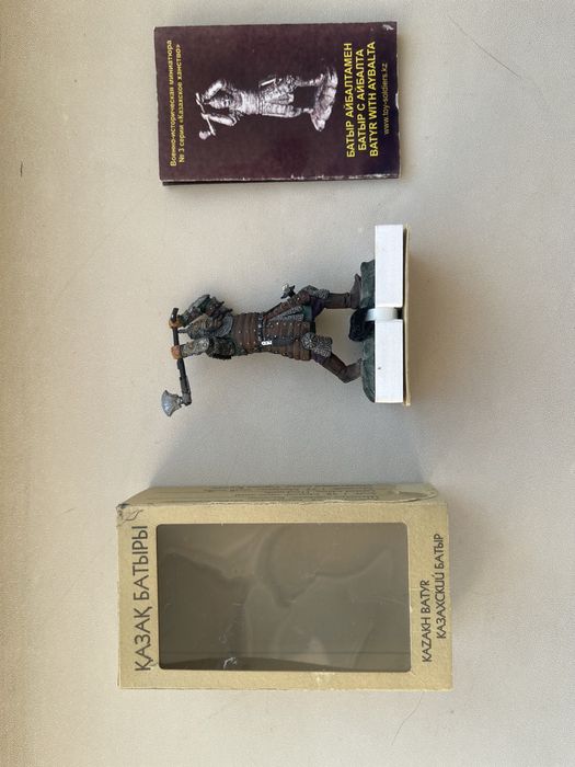 Сувенир казахский батыр