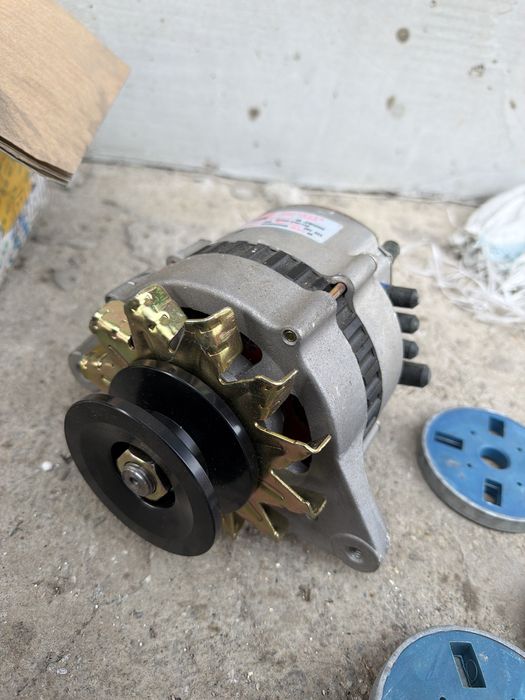 Генератор грузовой машины