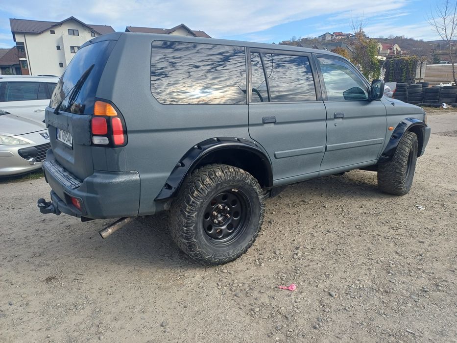 Mitsubishi sport 2.5 td / 4x4 / variante auto atv