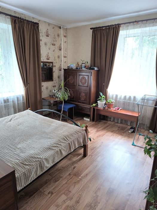 Продам 2-х комнатную квартиру  район Дкм.