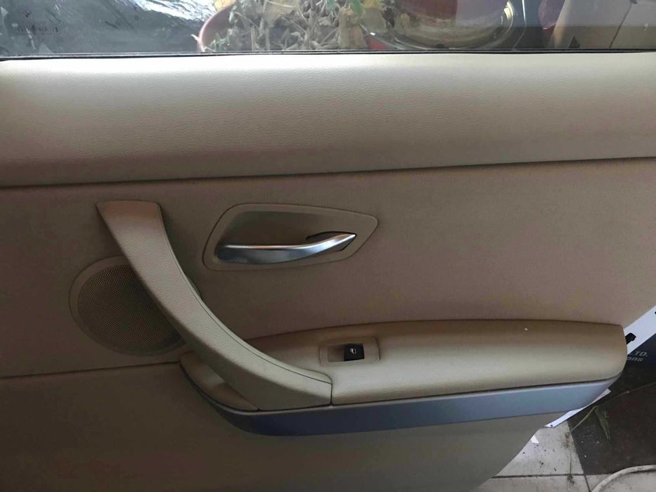 Врата/врати за бмв/bmw е91 оборудвани