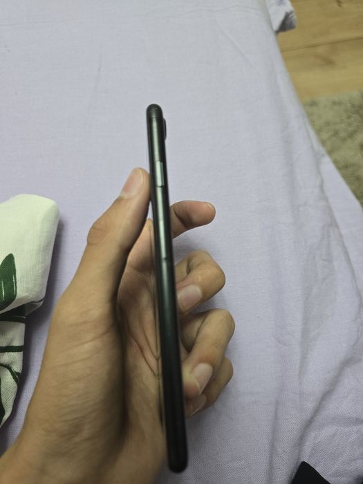 Продам айфон 7 iphone 7