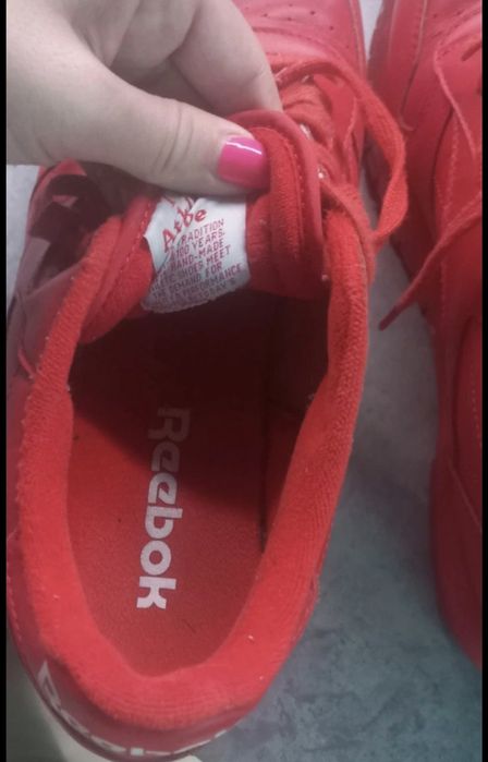 Adidasi Reebok mărimea 42