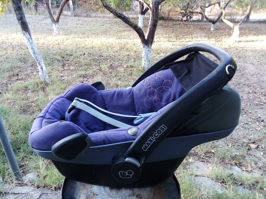 Детско столче MAXI - COSI 0-13кг. за автомобил