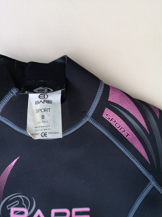 Неопрени и жилетка за водни спортове