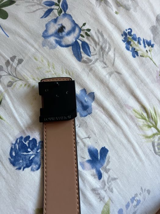 Curea Louis Vuitton Lv